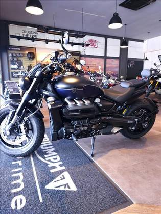 TRIUMPH ROCKET III GT 